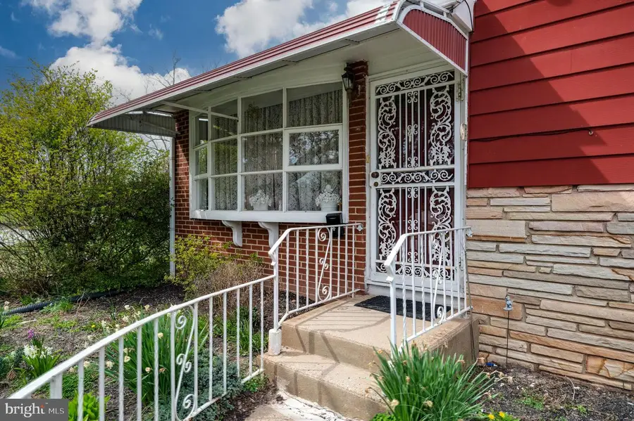 125 E 1st Ave, Trappe, PA 19426 - #3