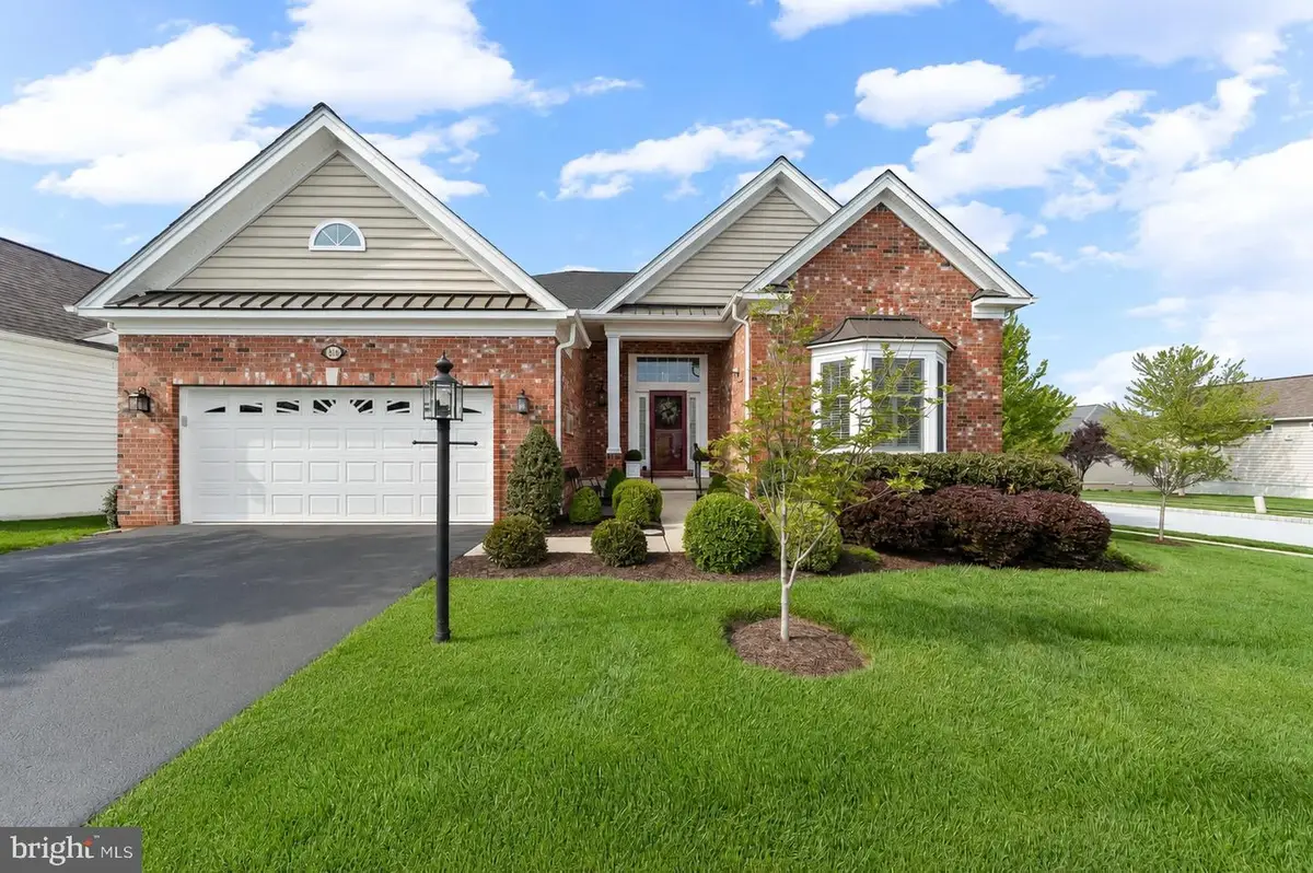 818 Woods End Ct, Collegeville, PA 19426 - #1
