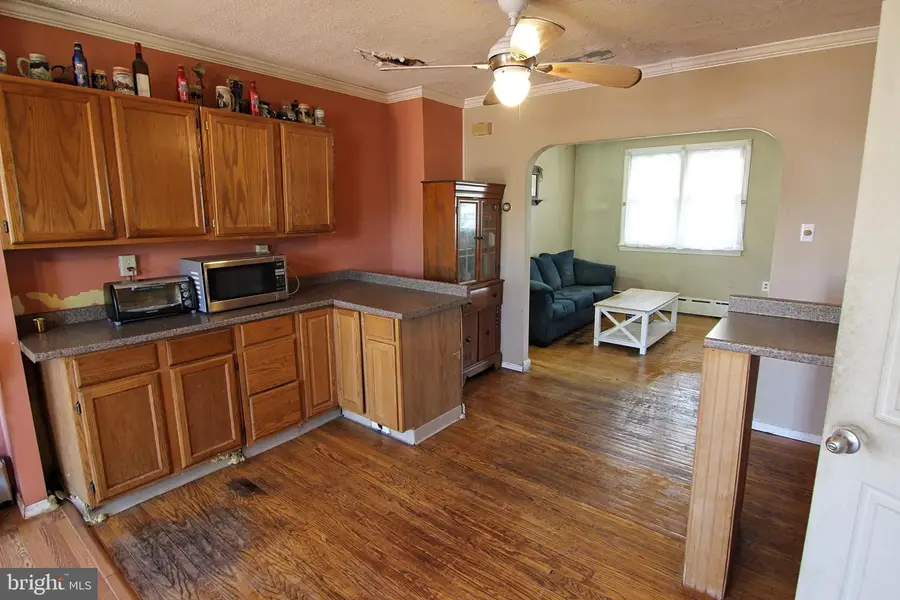 337 E 9th Ave, Conshohocken, PA 19428 - #3