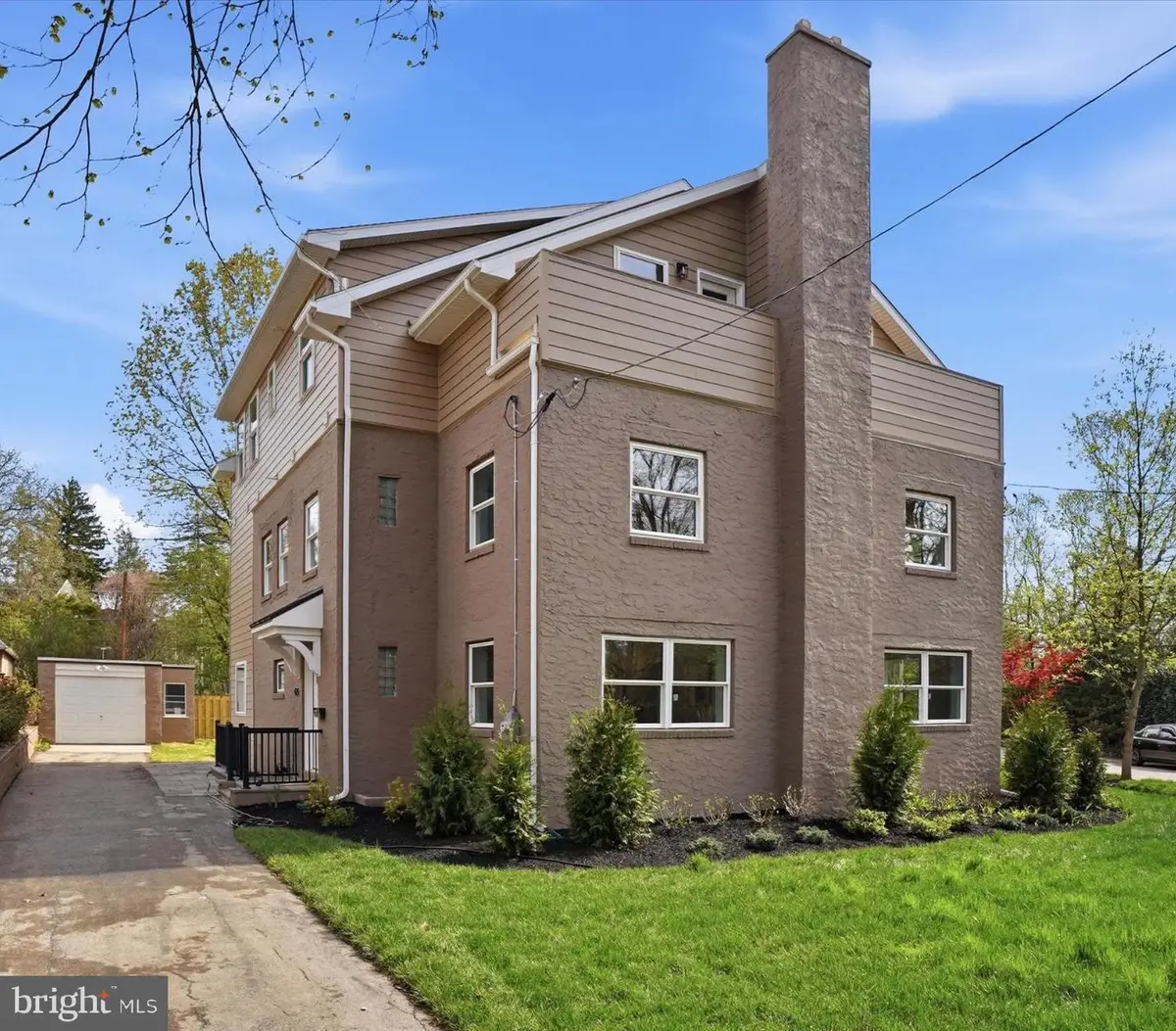 425 Grove Pl, Narberth, PA 19072 - #1