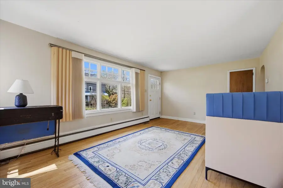 726 Crooked Ln, King Of Prussia, PA 19406 - #2