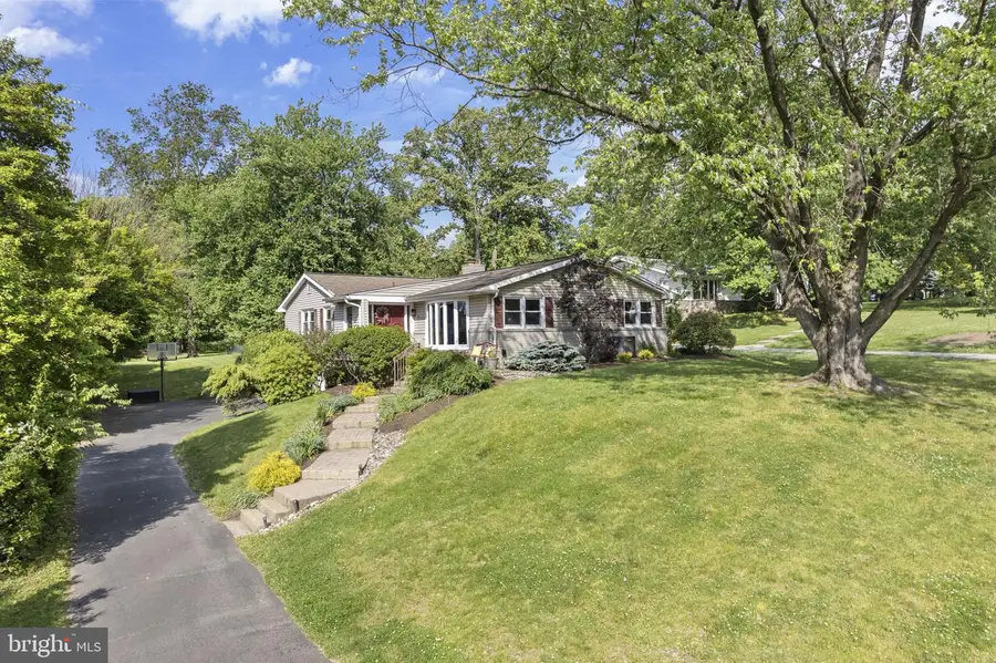 8807 Hawthorne Ln, Wyndmoor, PA 19038 - #2