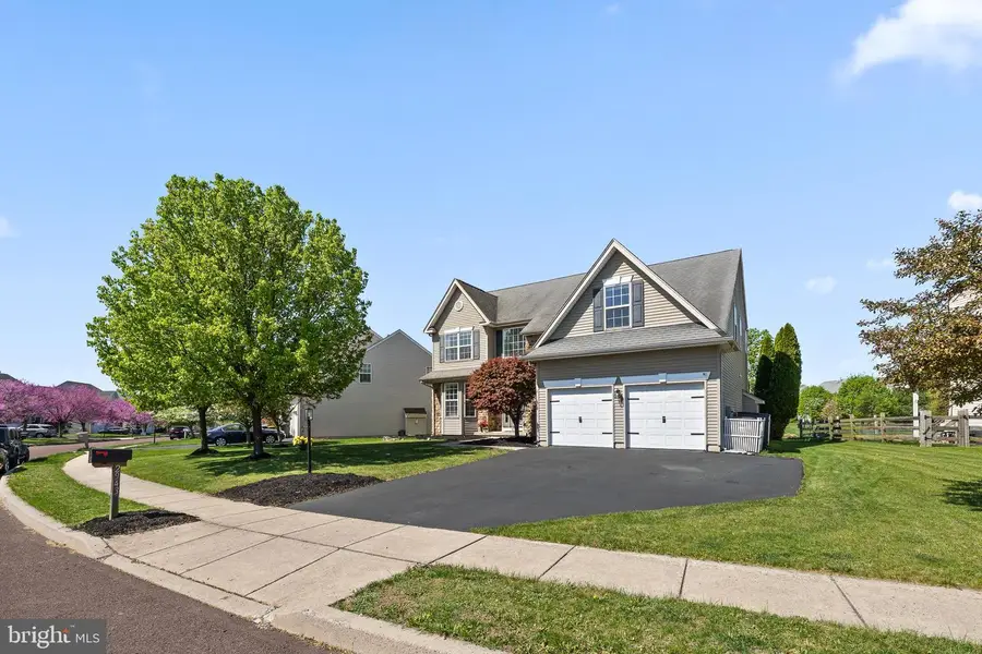 2943 Santa Maria Dr, Gilbertsville, PA 19525 - #2