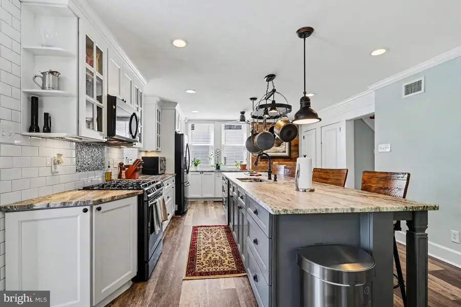 11 S Washington Ave, Bala Cynwyd, PA 19004 - #2