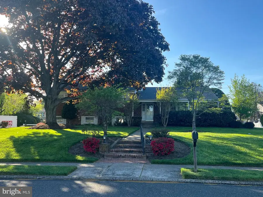 3902 Shelley Rd, Huntingdon Valley, PA 19006 - #2