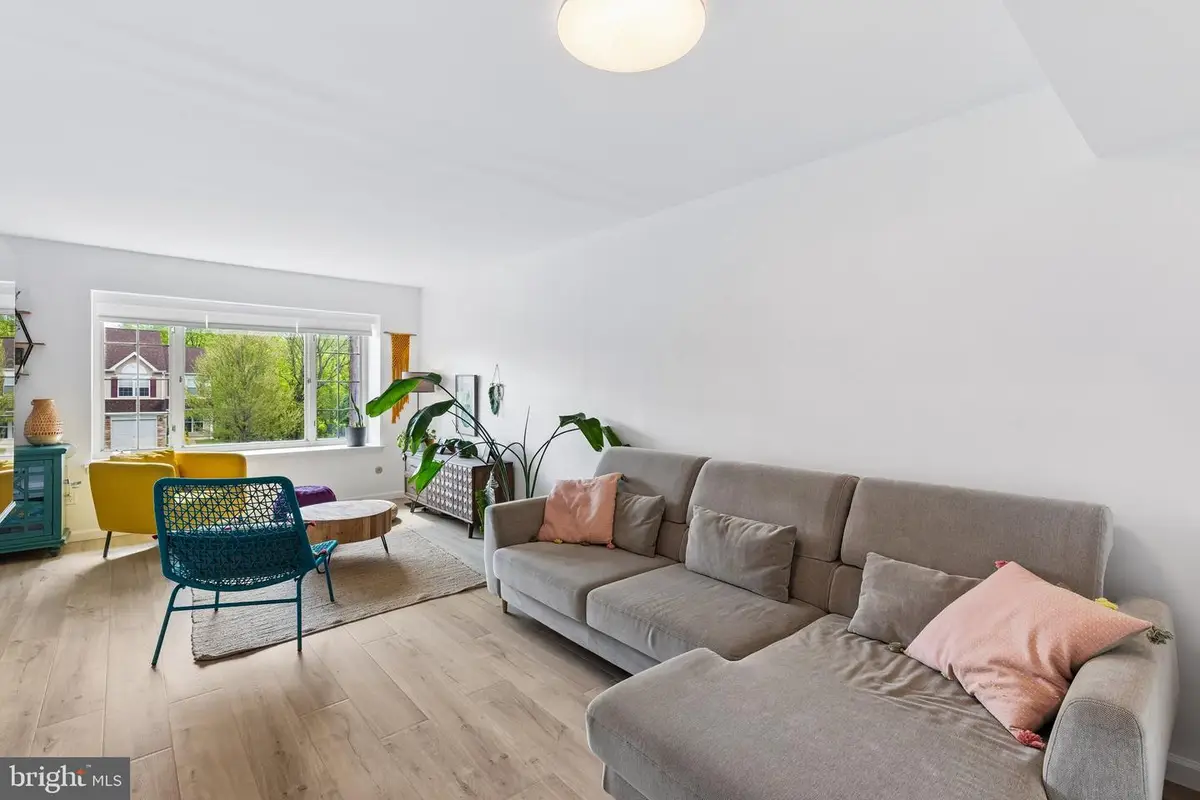 2131 Birch Dr, Lafayette Hill, PA 19444 - #1