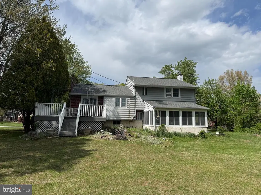 166 Panepinto Dr, Schwenksville, PA 19473 - #3