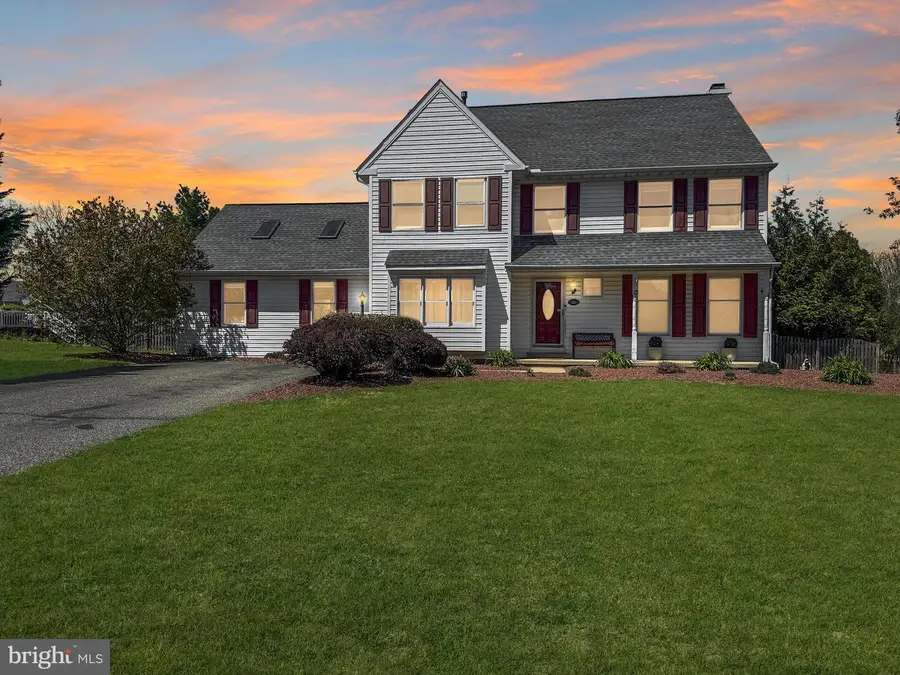 115 Golf Dr, Gilbertsville, PA 19525 - #2