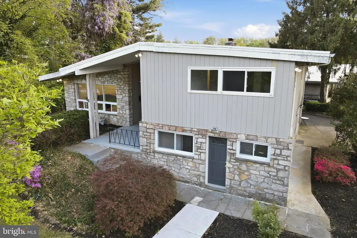 500 W Waverly Rd, Glenside, PA 19038 - #1