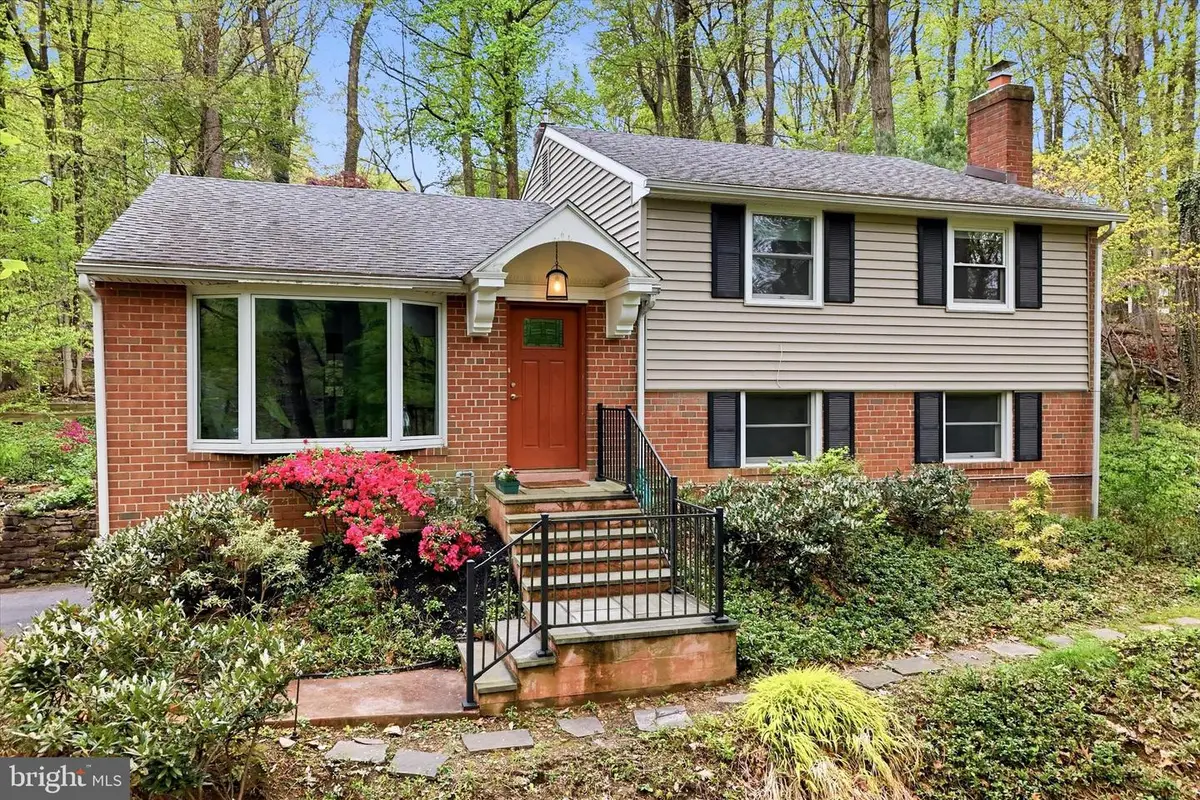 573 Brookwood Rd, Wayne, PA 19087 - #1