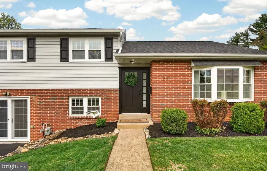 21 Red Oak Rd, Oreland, PA 19075 - #2