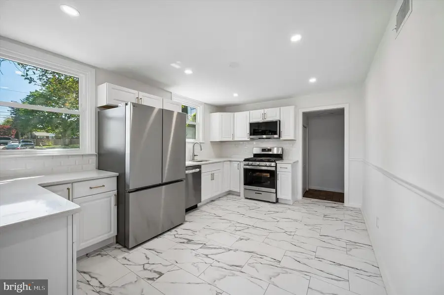 1 Valleyview Cir, Norristown, PA 19401 - #2