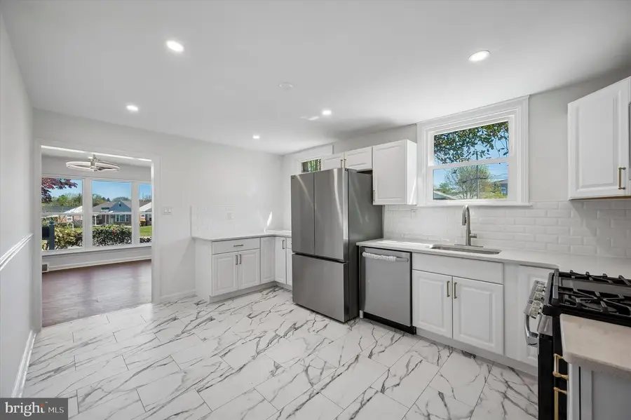 1 Valleyview Cir, Norristown, PA 19401 - #3