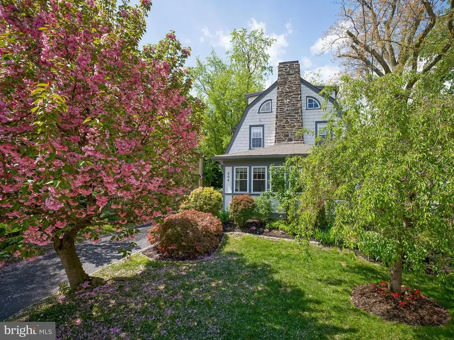 404 Kent Rd, Bala Cynwyd, PA 19004 - #2