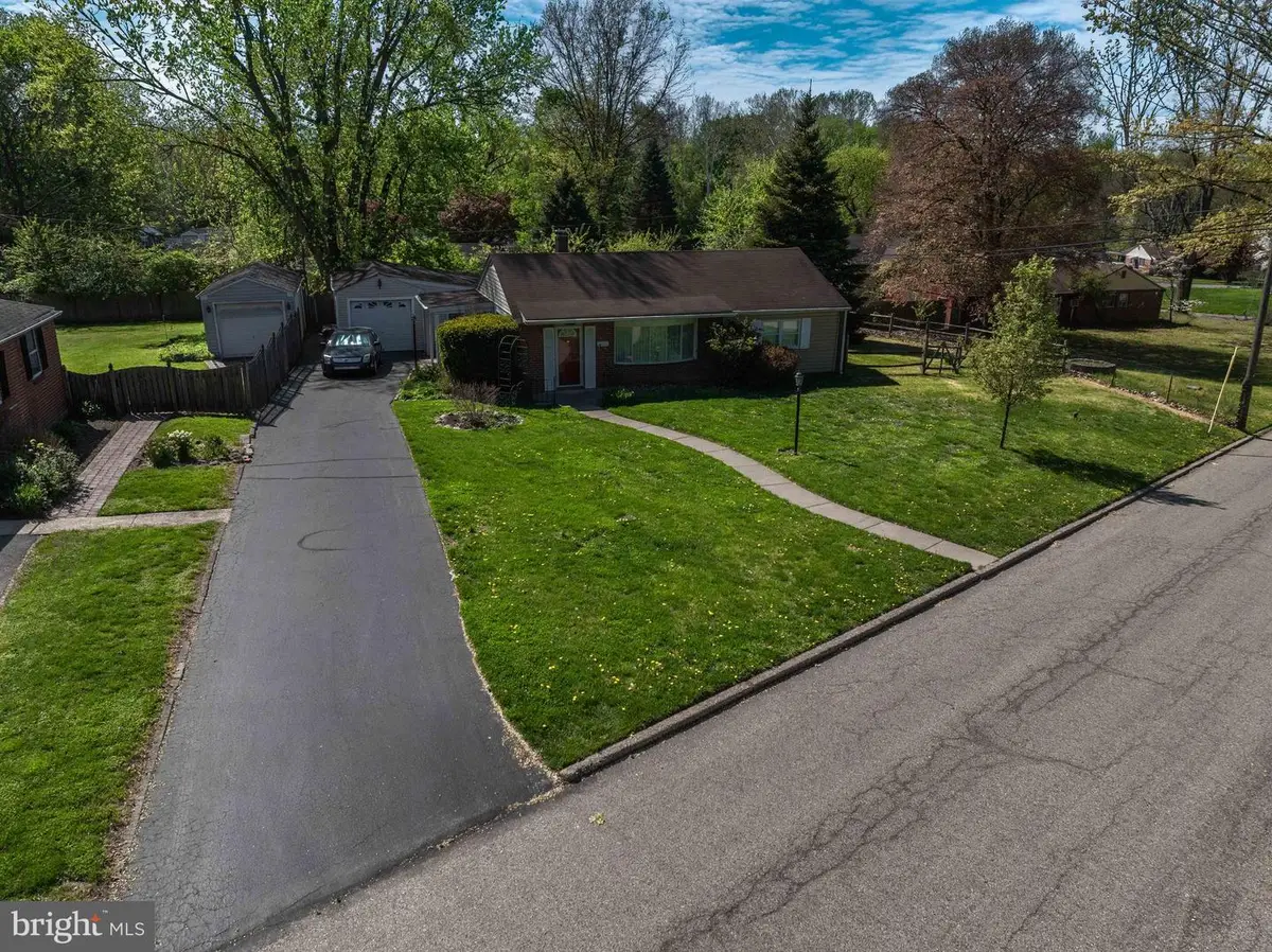 18 Mulberry Ln, Plymouth Meeting, PA 19462 - #1