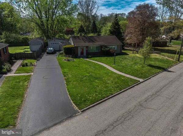 18 Mulberry Ln, PLYMOUTH MEETING, PA 19462