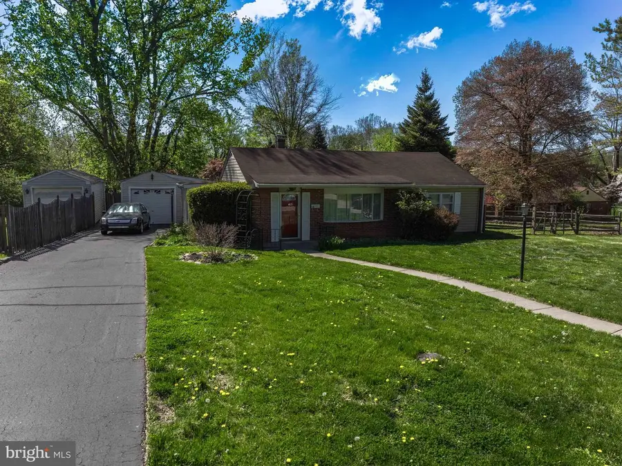 18 Mulberry Ln, Plymouth Meeting, PA 19462 - #2