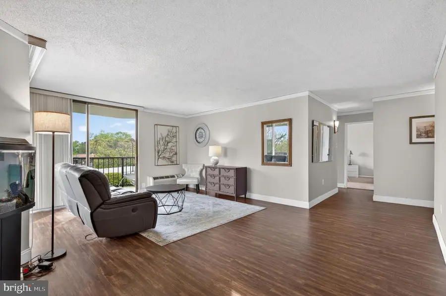 666 W Germantown Pike #2213, Plymouth Meeting, PA 19462 - #3