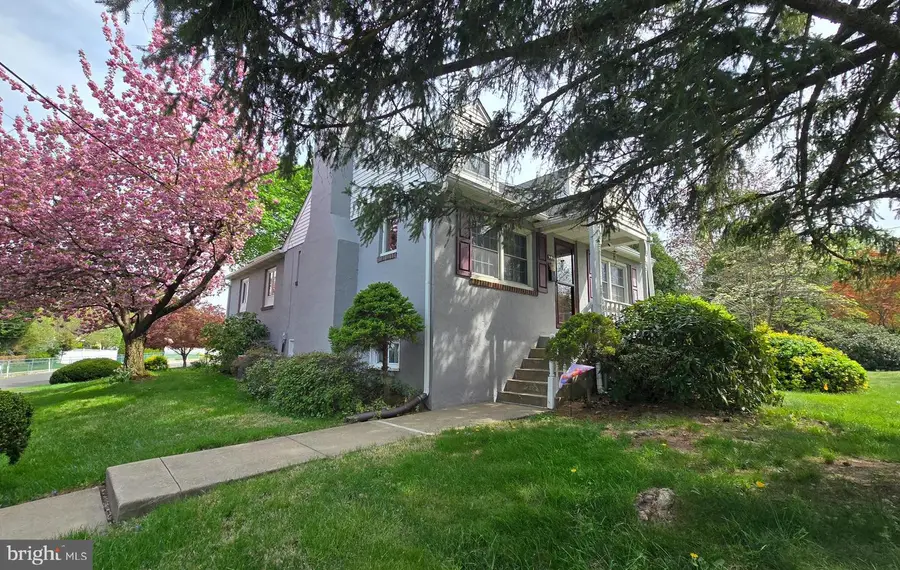 795 N Hills Ave, Glenside, PA 19038 - #2