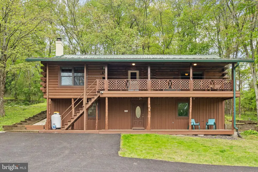 209 Township Line Rd, Schwenksville, PA 19473 - #2