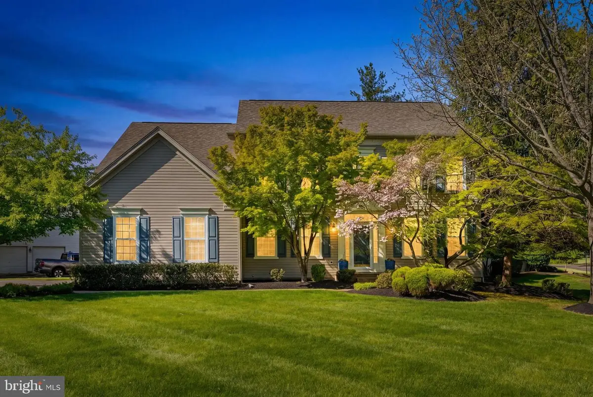 602 Dunburry Dr, Ambler, PA 19002 - #1