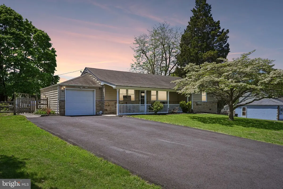 3216 W Sunset Ave, Eagleville, PA 19403 - #1