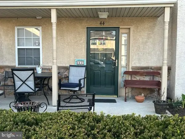 44 Stuart Dr #44, NORRISTOWN, PA 19401