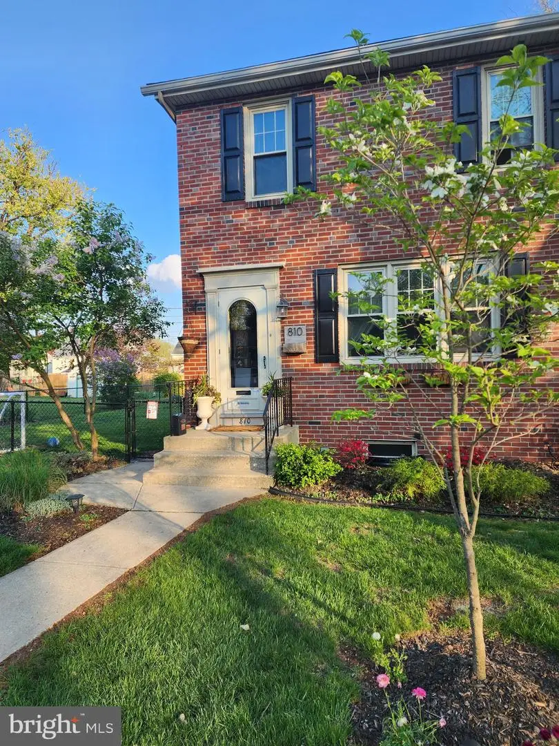 810 N Washington St, Pottstown, PA 19464 - #3