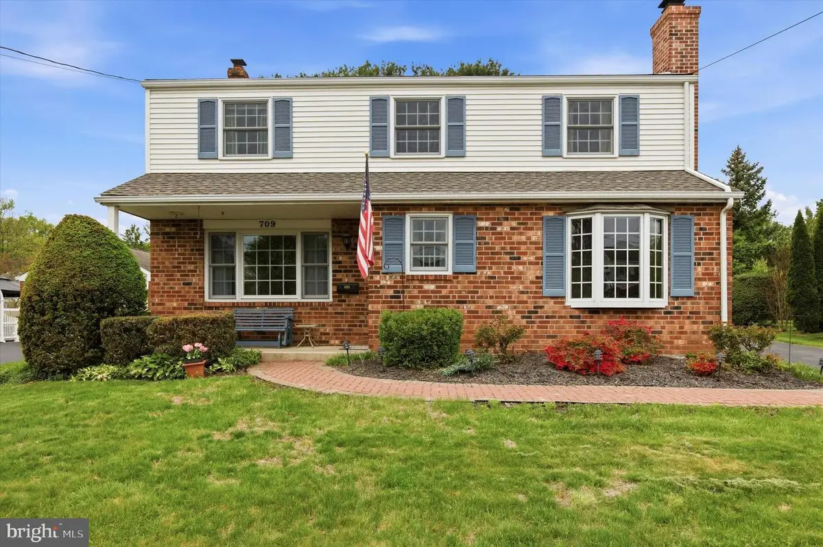 709 Suellen Dr, King Of Prussia, PA 19406 - #1