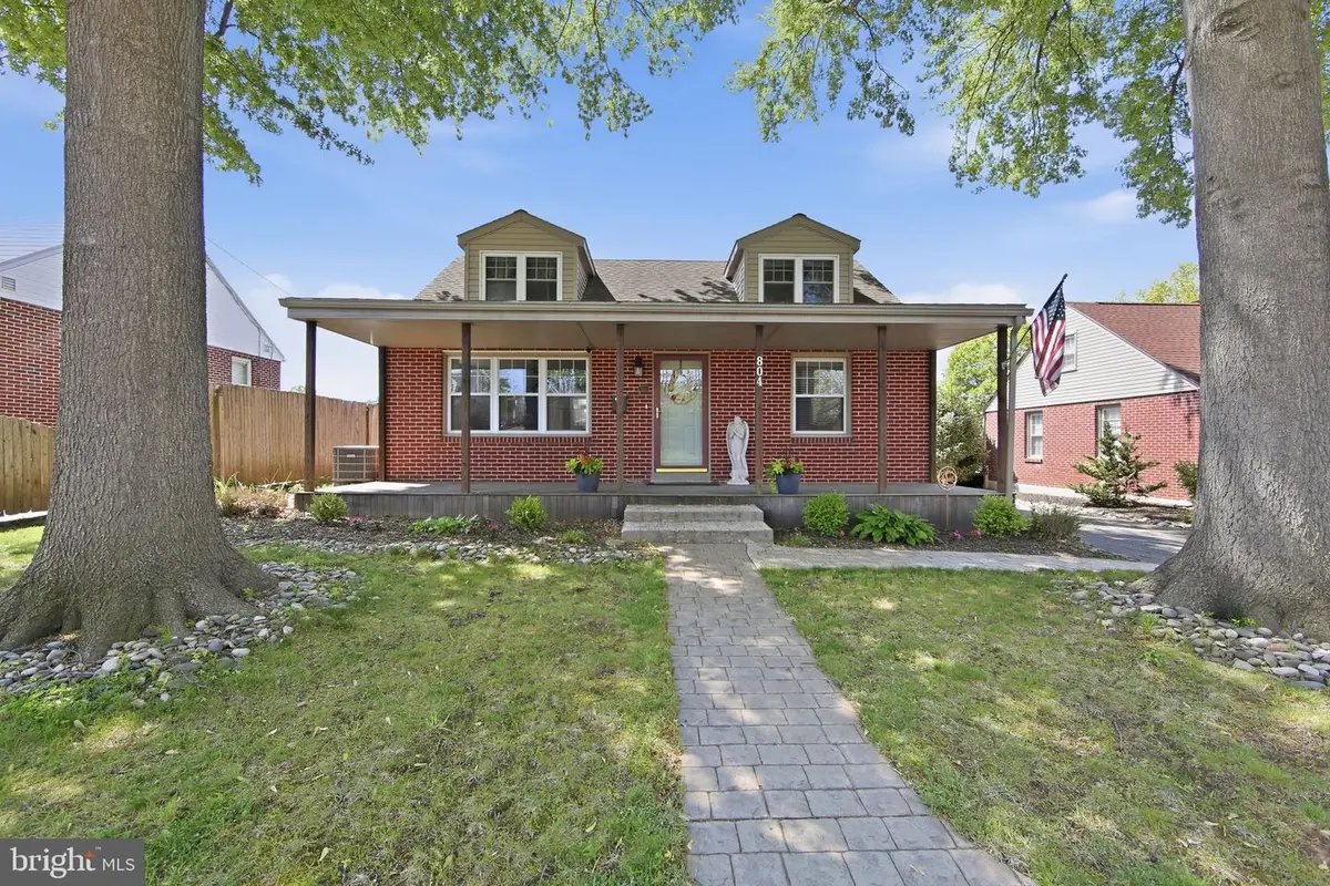 804 Rhoads Ave, Boyertown, PA 19512 - #1