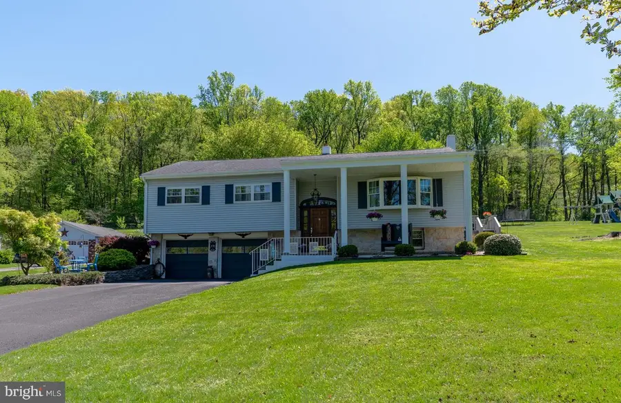 2616 Faust Rd, Gilbertsville, PA 19525 - #2