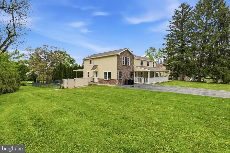 2197 Lantern Ln, Lafayette Hill, PA 19444 - #2