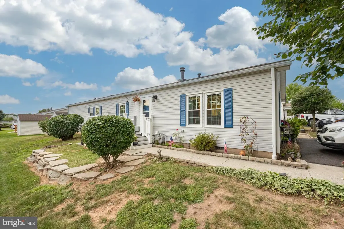 103 Lilac Pl, Royersford, PA 19468 - #1