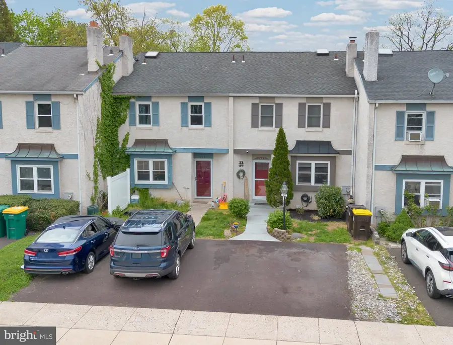2489 Dragon Cir, Norristown, PA 19403 - #2
