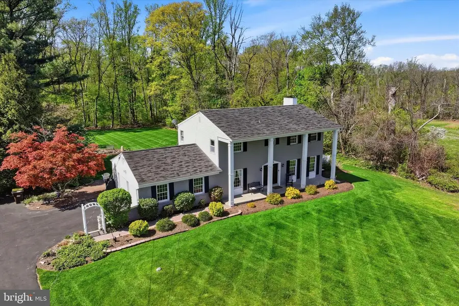 32 Hilltop Dr, Green Lane, PA 18054 - #2