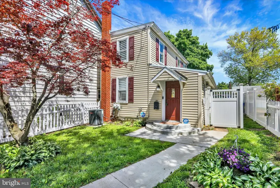 207 West St, Pottstown, PA 19464 - #2