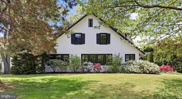 6 Hampden Ave, NARBERTH, PA 19072