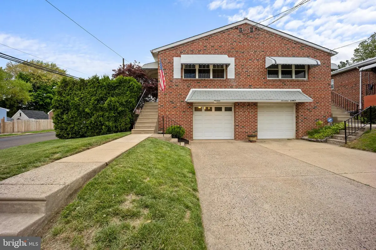 19 Loney St, Jenkintown, PA 19046 - #1