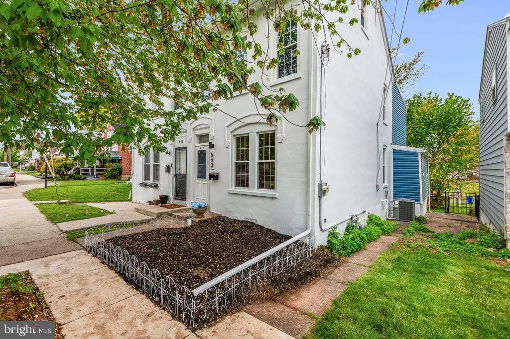 643 Spruce St, Pottstown, PA 19464 - #1