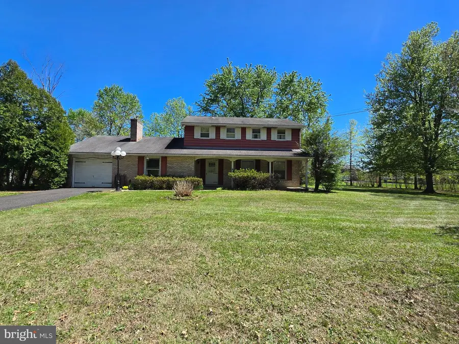 314 Neiffer Rd, Schwenksville, PA 19473 - #2
