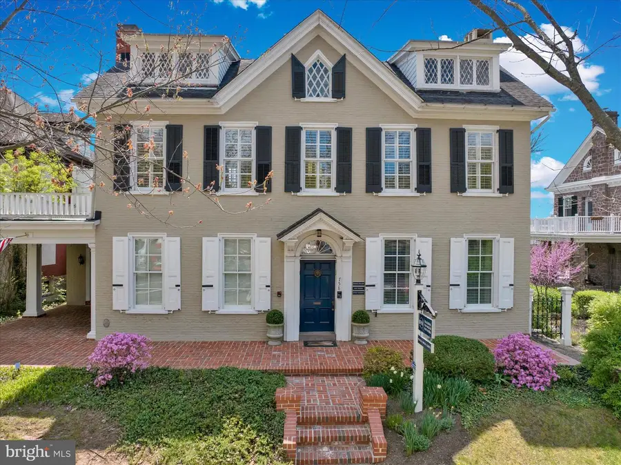 758 E High St, Pottstown, PA 19464 - #3
