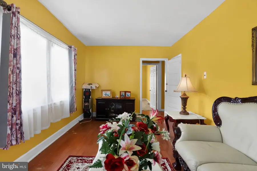 1638 Franklin Ave, Willow Grove, PA 19090 - #3