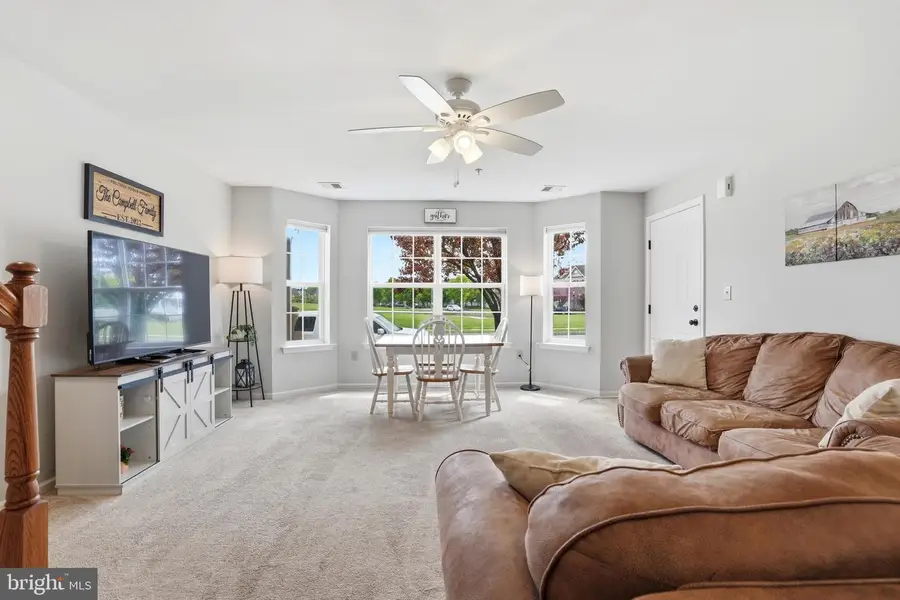 2026 Berkeley Dr, Pennsburg, PA 18073 - #3