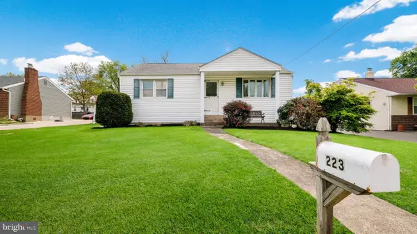 223 Fitzwatertown Rd, WILLOW GROVE, PA 19090