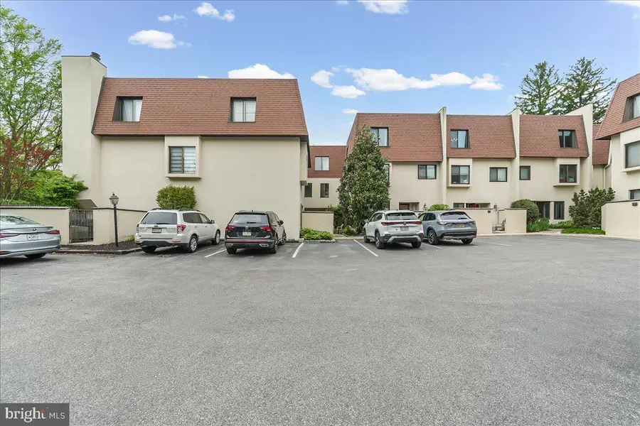 100 Llanalew Rd #3c, Haverford, PA 19041 - #2