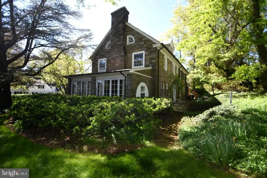 105 E Logan St, Norristown, PA 19401 - #3