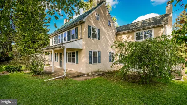 1734 Fitzwatertown Rd, WILLOW GROVE, PA 19090