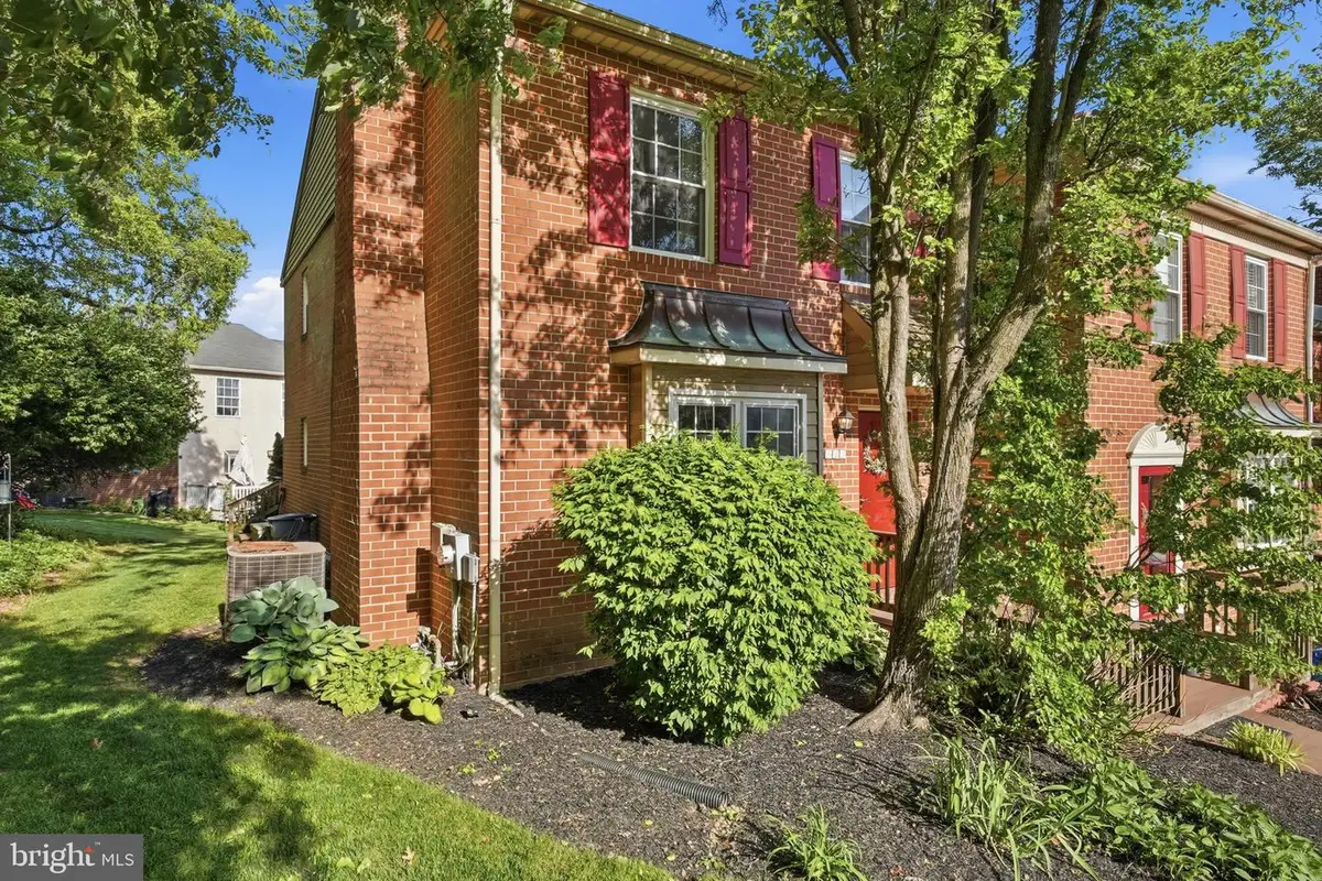 629 Coates Ln, King Of Prussia, PA 19406 - #1