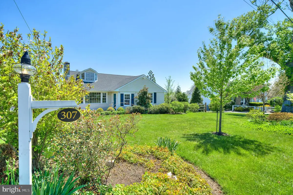 307 Washington Ln, Fort Washington, PA 19034 - #1