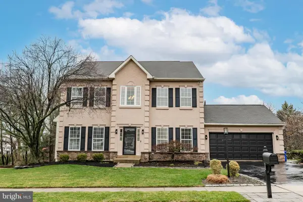 105 Archbishop Dr, CONSHOHOCKEN, PA 19428